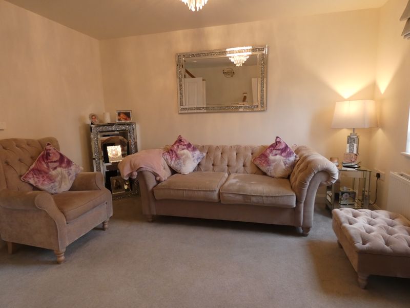 Lounge- click for photo gallery